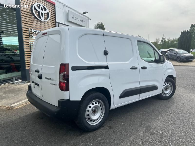 Toyota PROACE CITY Medium Electric 136ch 50 kWh Start Confort 3P MY25 (image 5)