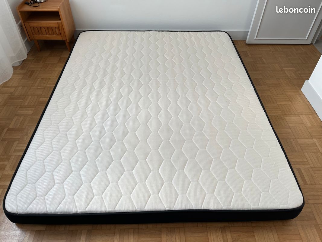 Lot matelas et sur matelas (image 2)