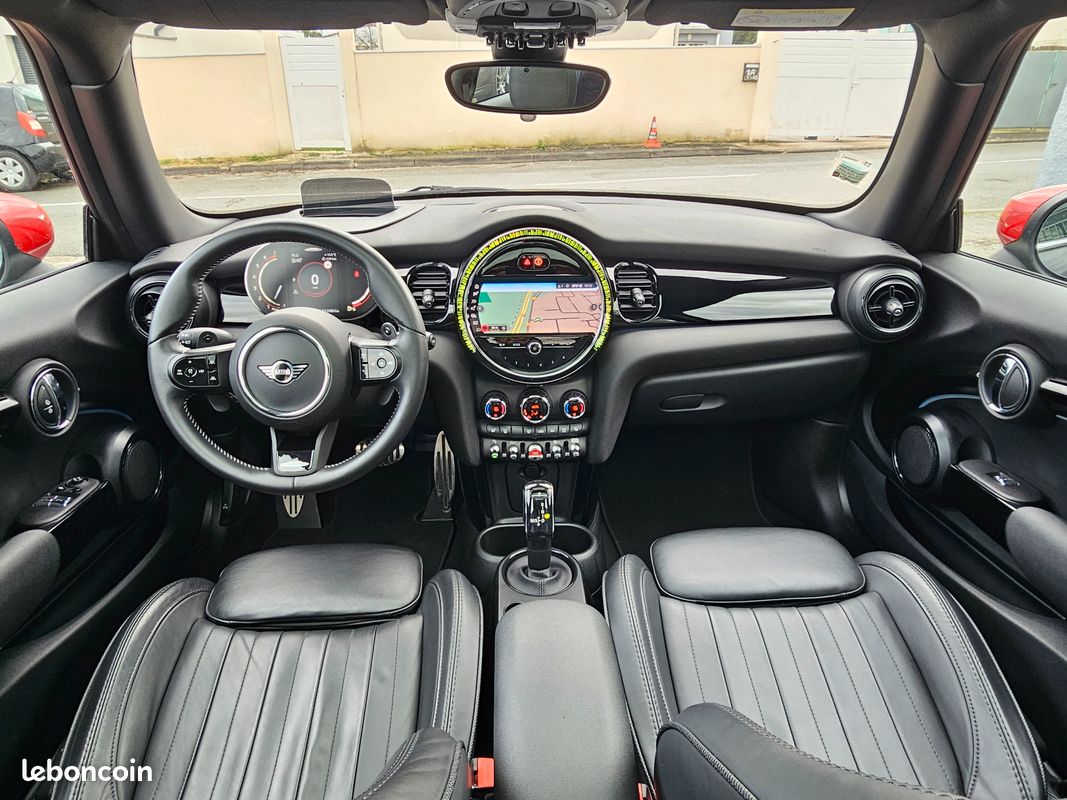 Mini Cooper JCW 231ch BVA8 John Cooper Works - Toit Ouvrant, HUD, Caméra (image 7)