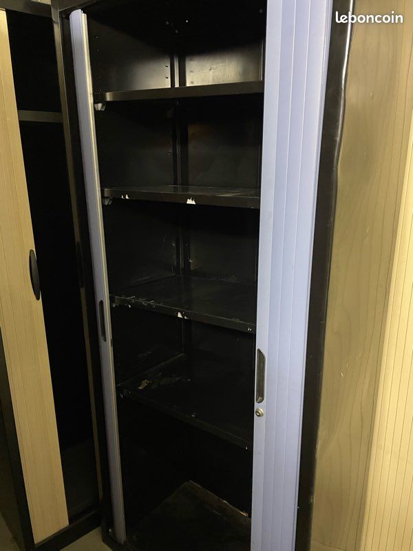 Armoire métallique, quatre étagères porte rideau (image 2)