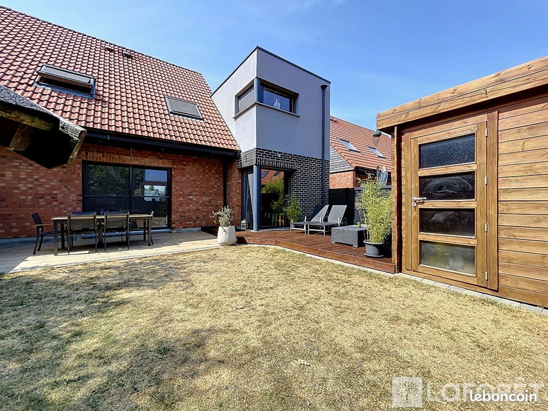Maison 6 pièces 128 m² · à Steenwerck · 128 m² · 336 000 €