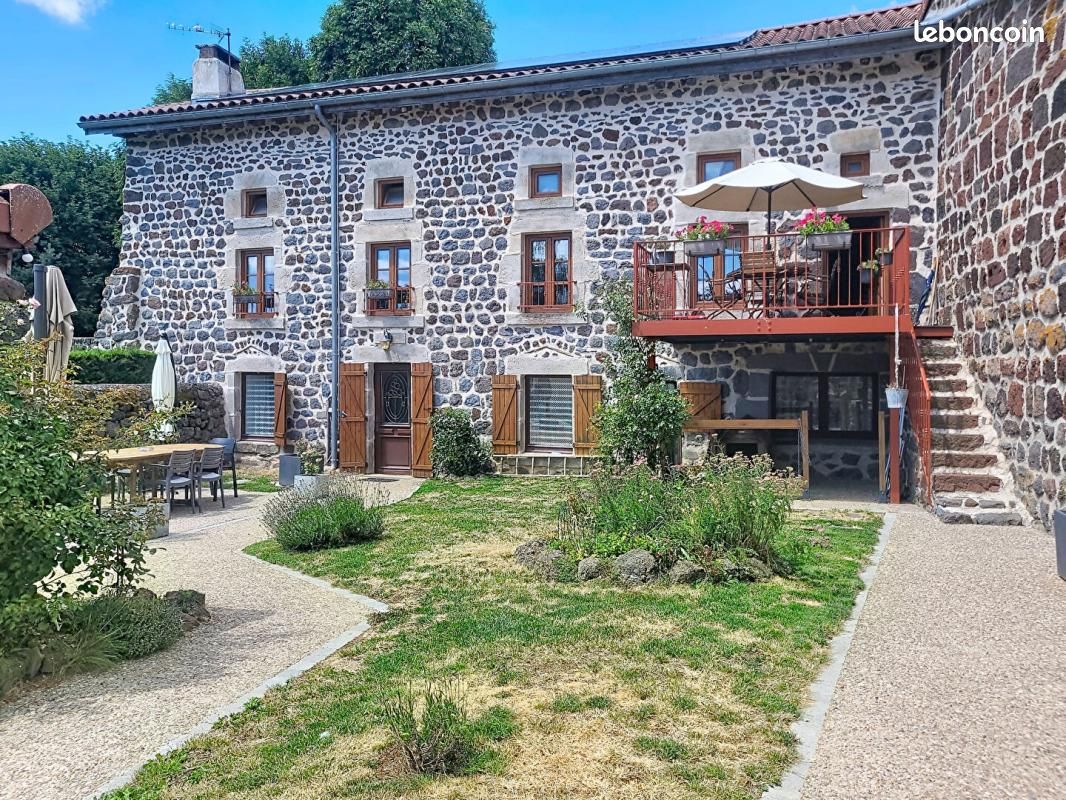 Maison 4 pièces 243 m² · à Le Bouchet-Saint-Nicolas · 243 m² · 348 000 €