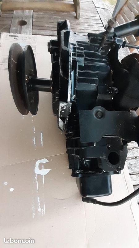 Moteur Briggs et Stratton BS937pour pieces (image 2)