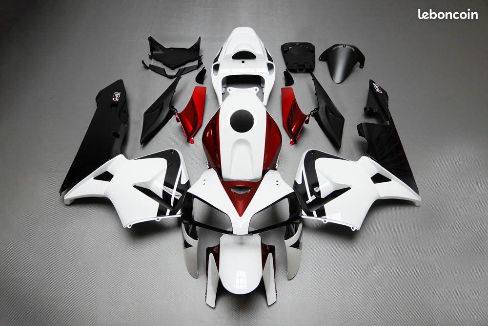 Carénage HONDA CBR 600 RR 2005 à 2006 CBR600RR PC37 (image 5)