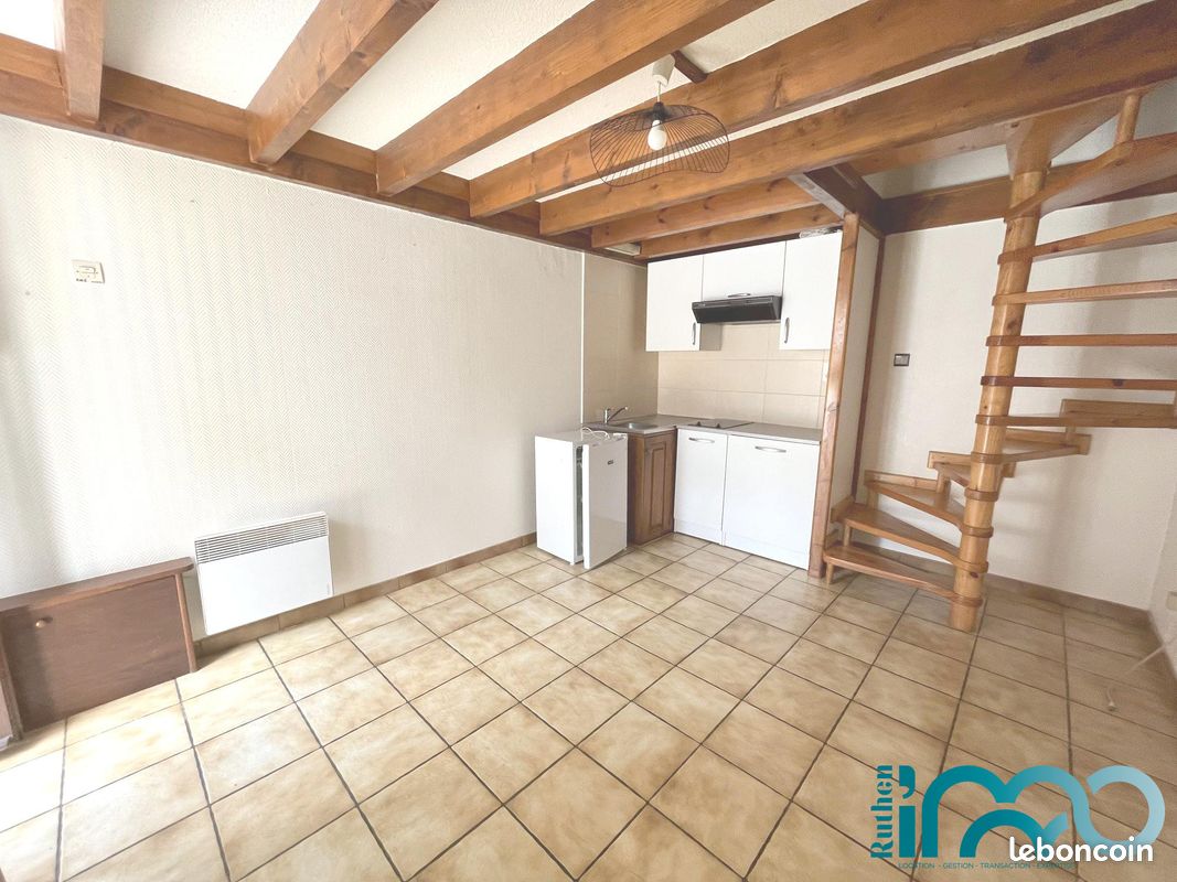Appartement 2 pièces 23 m² · à Sébazac-Concourès · 23 m² · 310 €