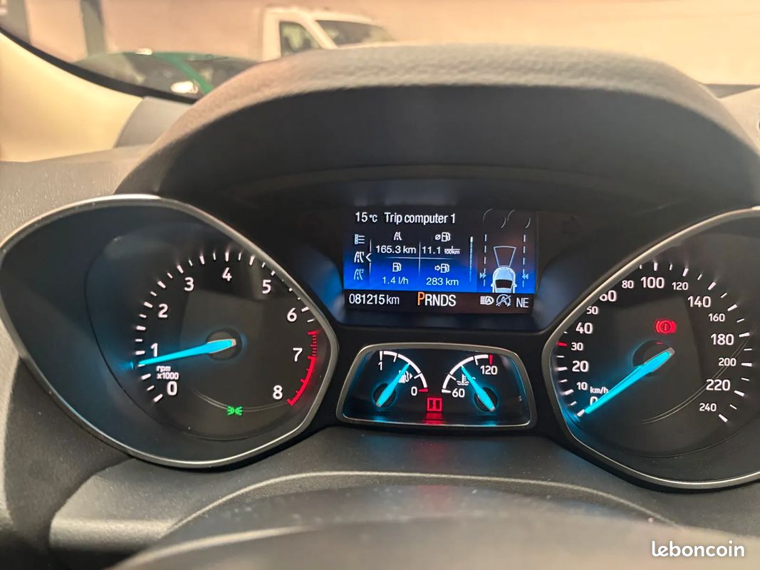 FORD Kuga 1.5 150ch Titanium - 2019 - 82 000 km - Caméra de recul (image 9)