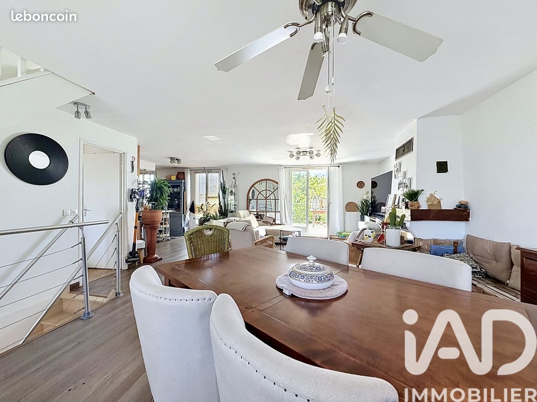 Maison 7 pièces 153 m² · à La Ville-du-Bois · 153 m² · 434 000 €