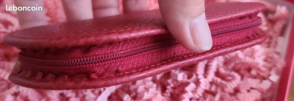Kit / Trousse de manucure complète rouge - Neuf (image 4)