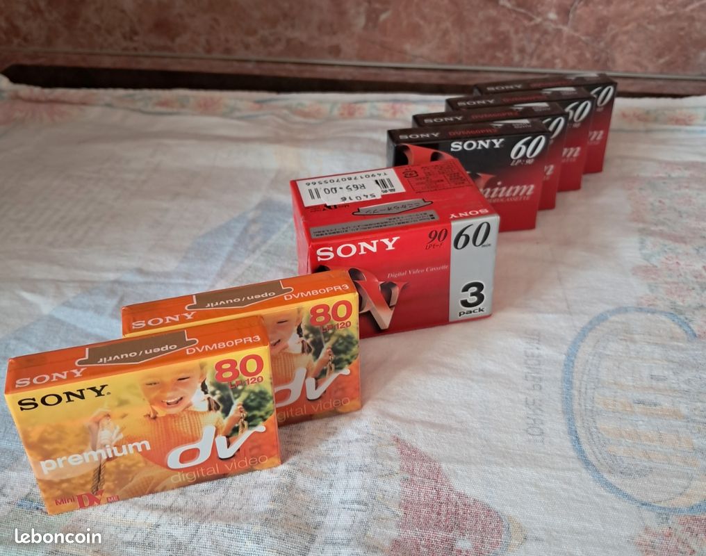 Lot De 10 Cassettes Sony VHSC 45 Minutes – Neuves Sous Emballage – Premium Excellence