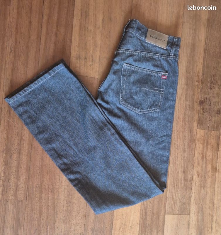 Jean (image 3)