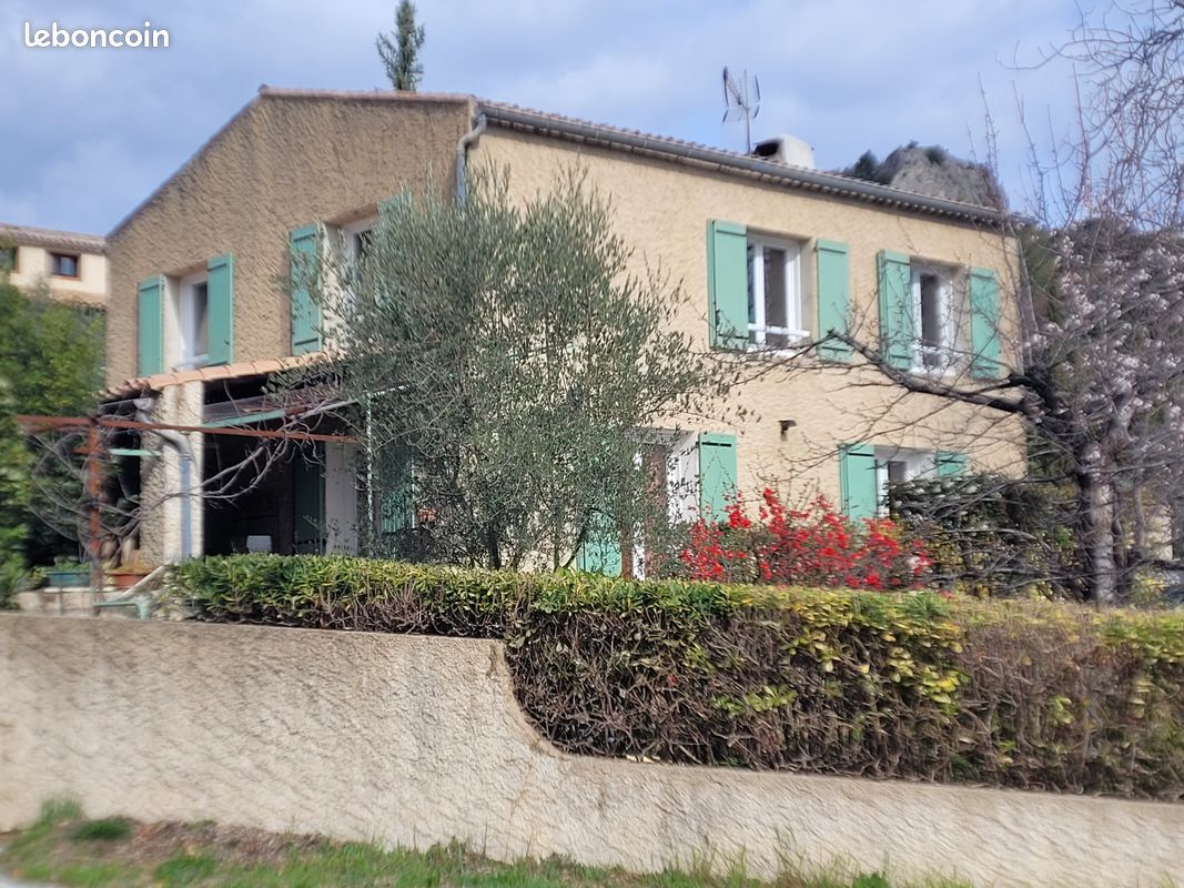 Maison 5 pièces 110 m² · à Château-Arnoux-Saint-Auban · 110 m² · 270 000 €