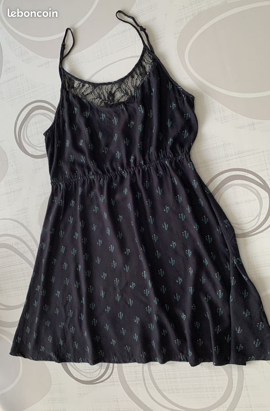 Robe noire imprimée - L/40 - Jennyfer (image 1)