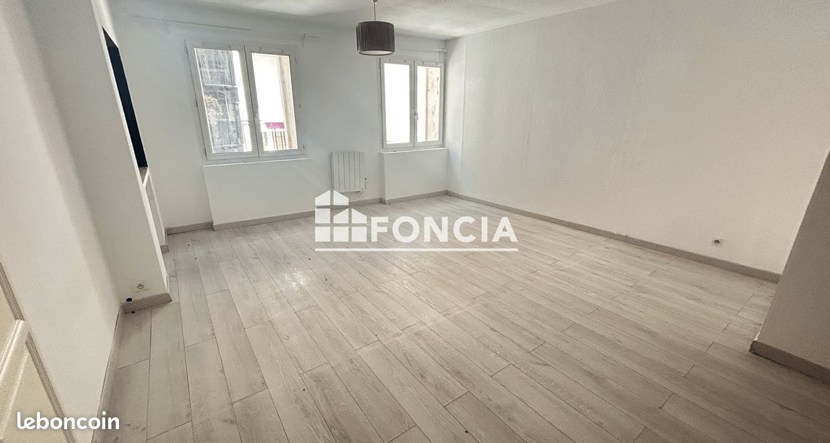 Appartement 3 pièces 90 m² · à Clermont-l'Hérault · 89,7 m² · 750 €/mois