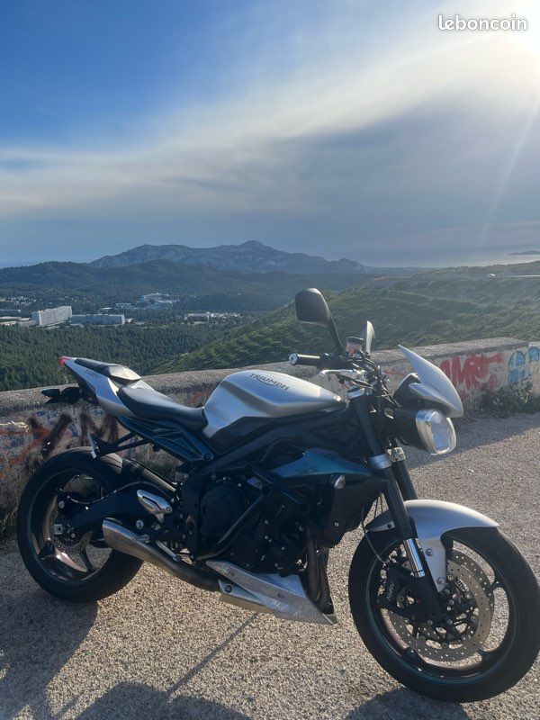 Triumph 675 Rx Triumph Street Triple 675 RX ABS R 675R - Motos