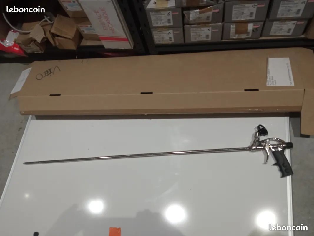 Pistolet mousse PU soudal 100cm (image 1)