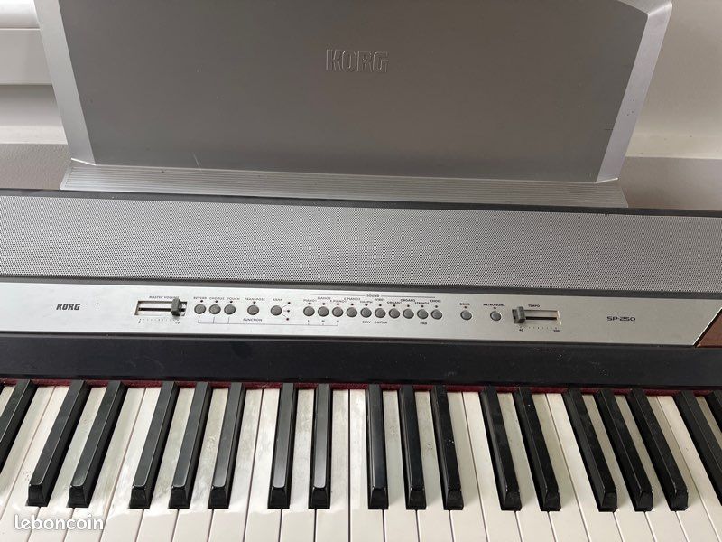 Piano / clavier numérique korg sp-250 (image 2)
