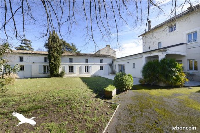 Maison 13 pièces 415 m²