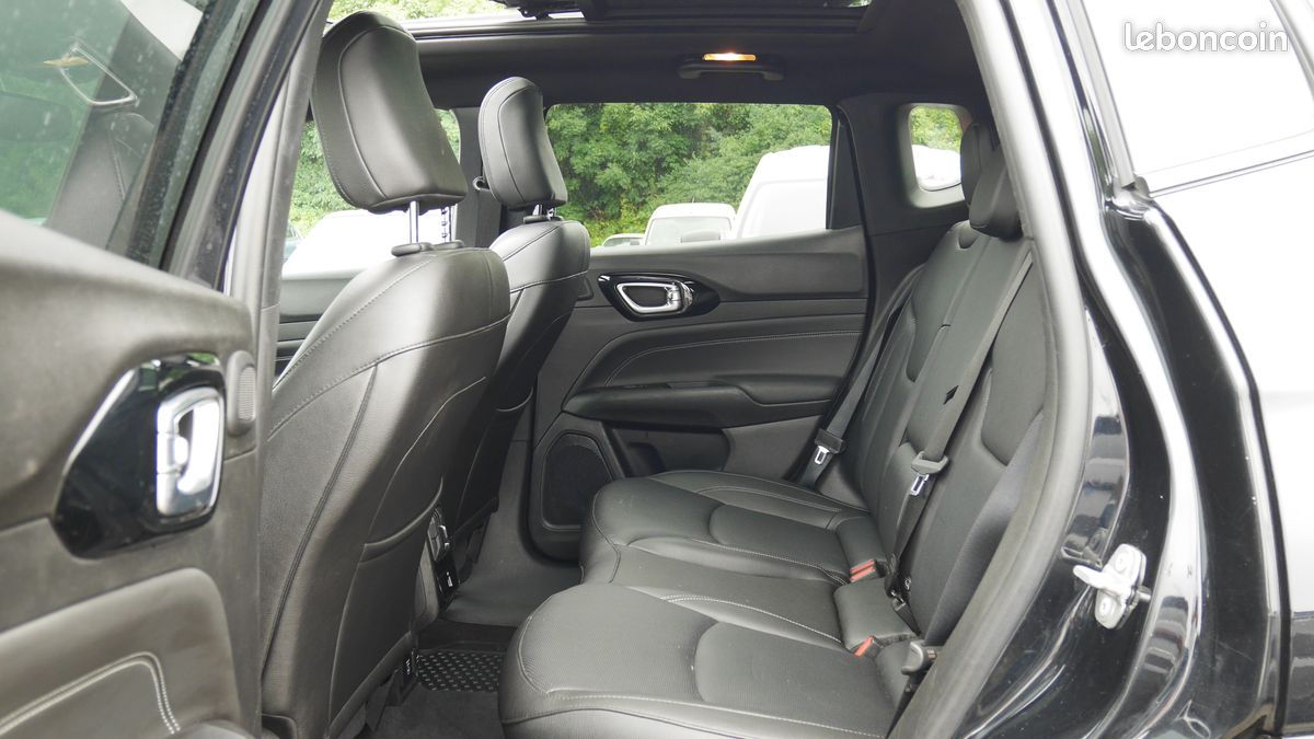 Jeep Compass 1.3 TURBO T4 240 PHEV 4x4 4XE S AT6 Toit ouvrant TO sièges chauff (image 4)