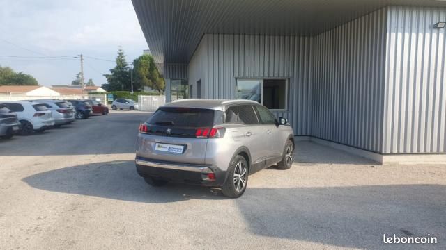 Peugeot 3008 BlueHDi 130ch S&S BVM6 Allure (image 2)