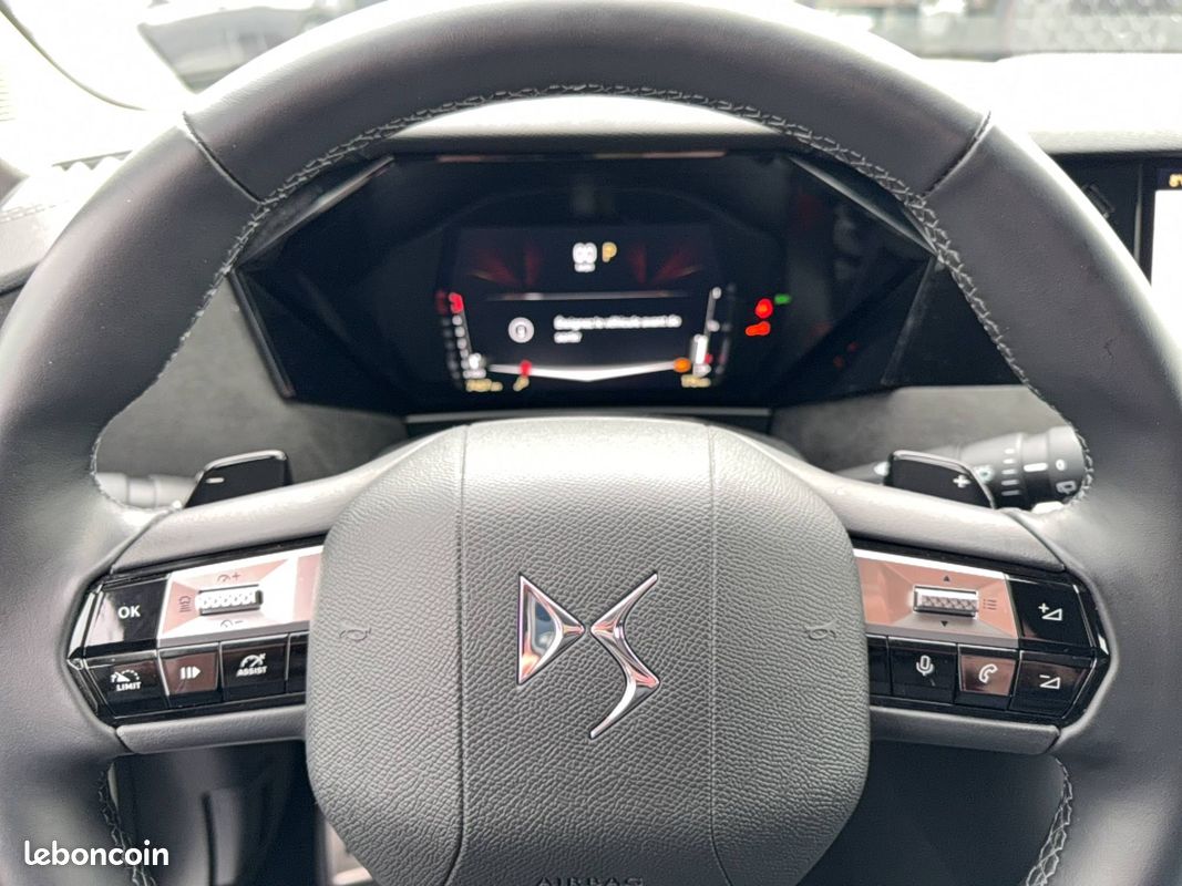 DS DS 4 BlueHDi 130 EAT8 Etoile - Alcantara (image 18)