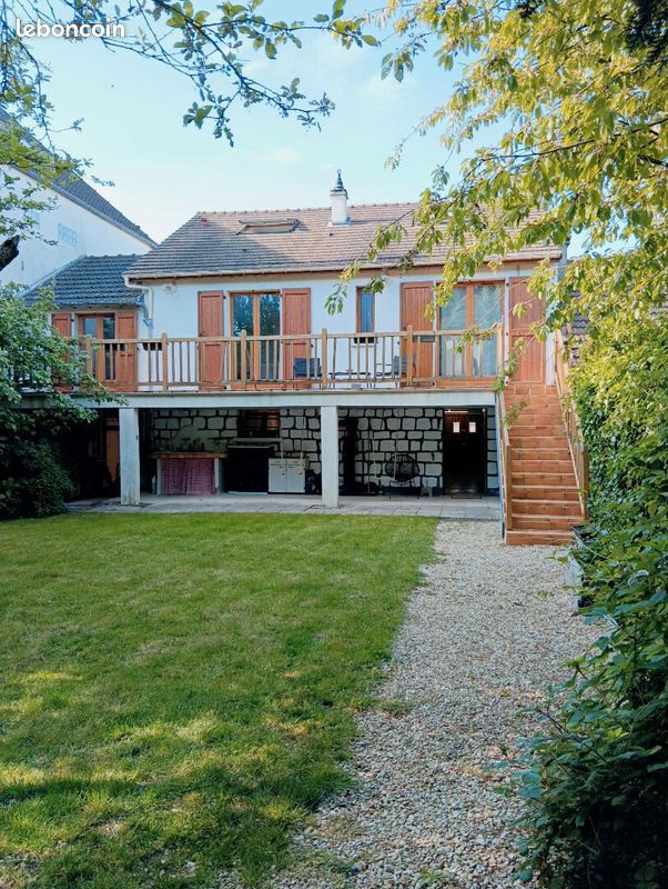 Maison 6 pièces 110 m² · à Trappes · 110 m² · 375 000 €