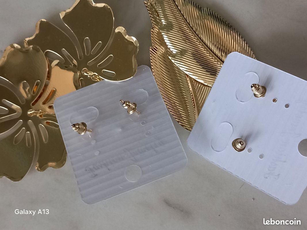 Lot Collier & Boucles D'oreilles En Caoutchouc Noir - NEUF Avec étiquettes !