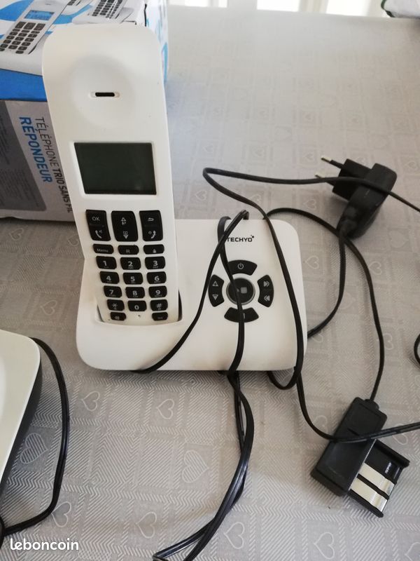 Téléphone trio avec répondeur (image 3)