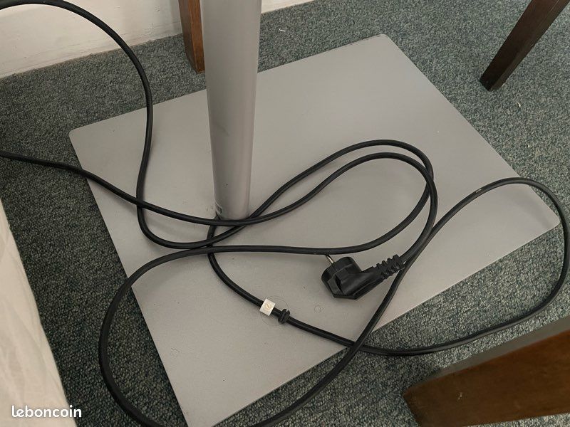 Lampe de bureau (image 6)