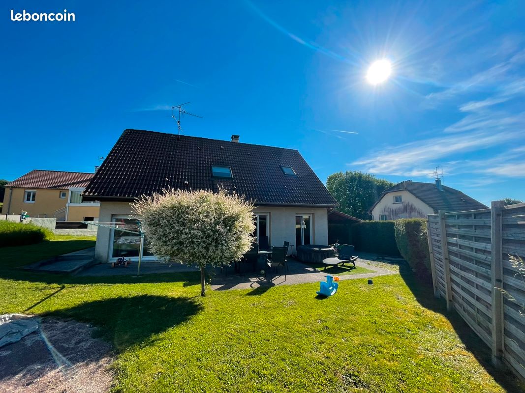 Maison 6 pièces 126 m² · à Arcey · 126 m² · 158 500 €