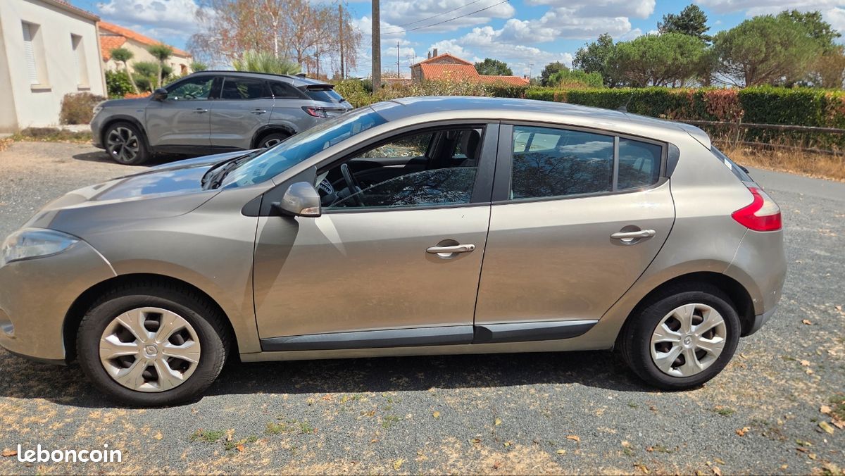 Megane 3 (image 2)