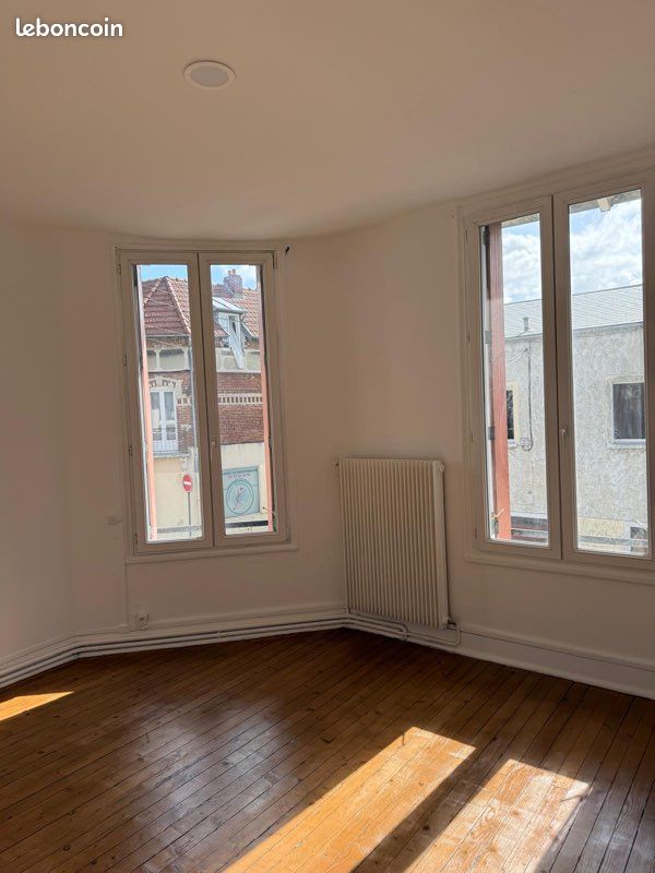Maison 5 pièces 104 m² · à Saint-Quentin · 104 m² · 980 €/mois