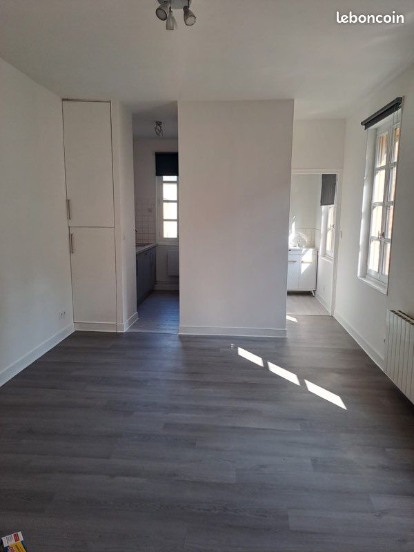 Appartement 1 pièce 25 m² · à Mayenne · 25 m² · 300 €/mois