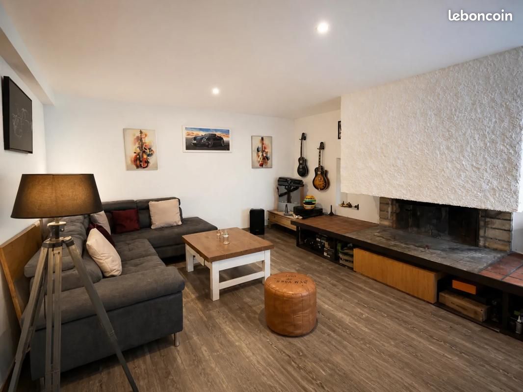Appartement 5 pièces 188 m² · à Montbéliard · 188 m² · 199 000 €