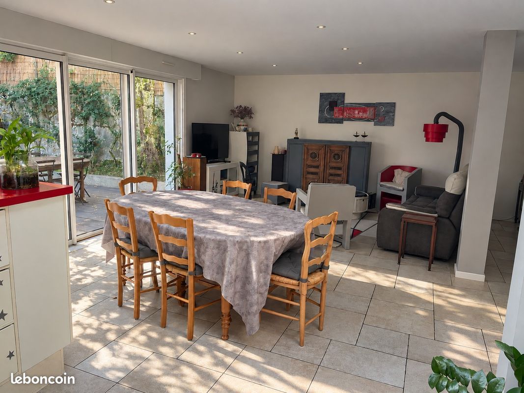 Maison 8 pièces 193 m² · à Nantes · 193 m² · 630 000 €