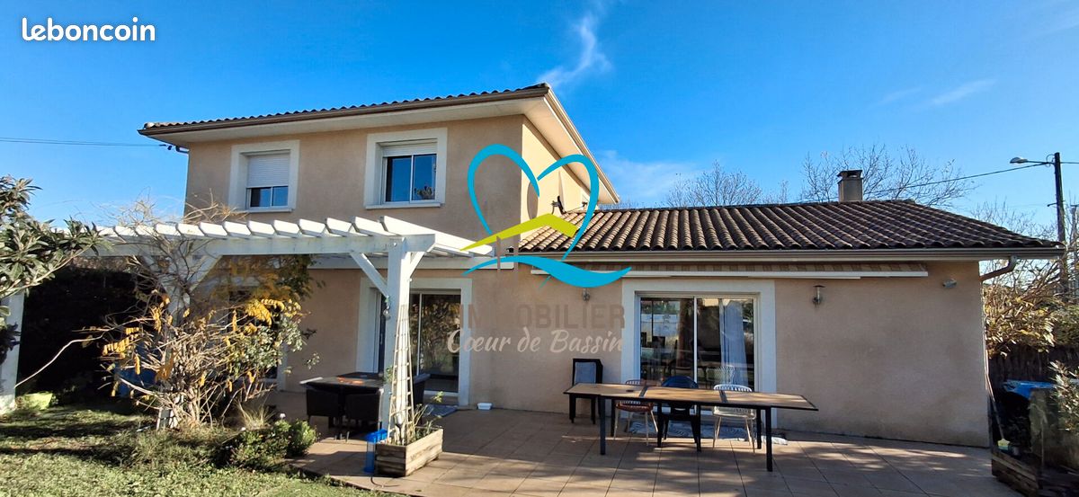 Maison 7 pièces 172 m² · à Lège-Cap-Ferret · 172 m² · 2 059 €/mois