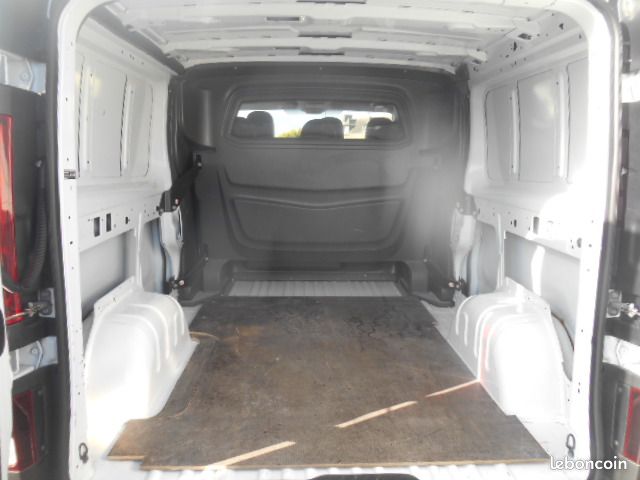21650 ht renault trafic l2h1 cabine approfondie grand confort 1.6 dci 145ch 6 places - 62671 km (image 5)