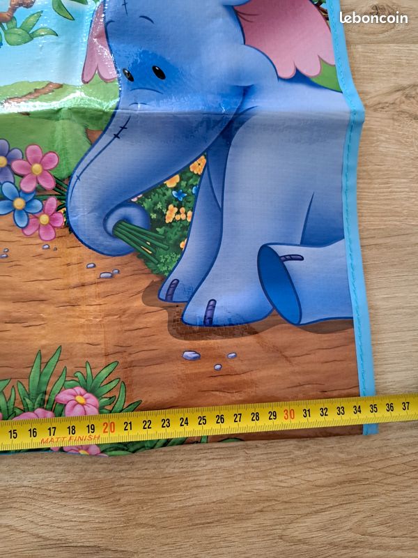 Sac winnie l'ourson neuf (image 2)