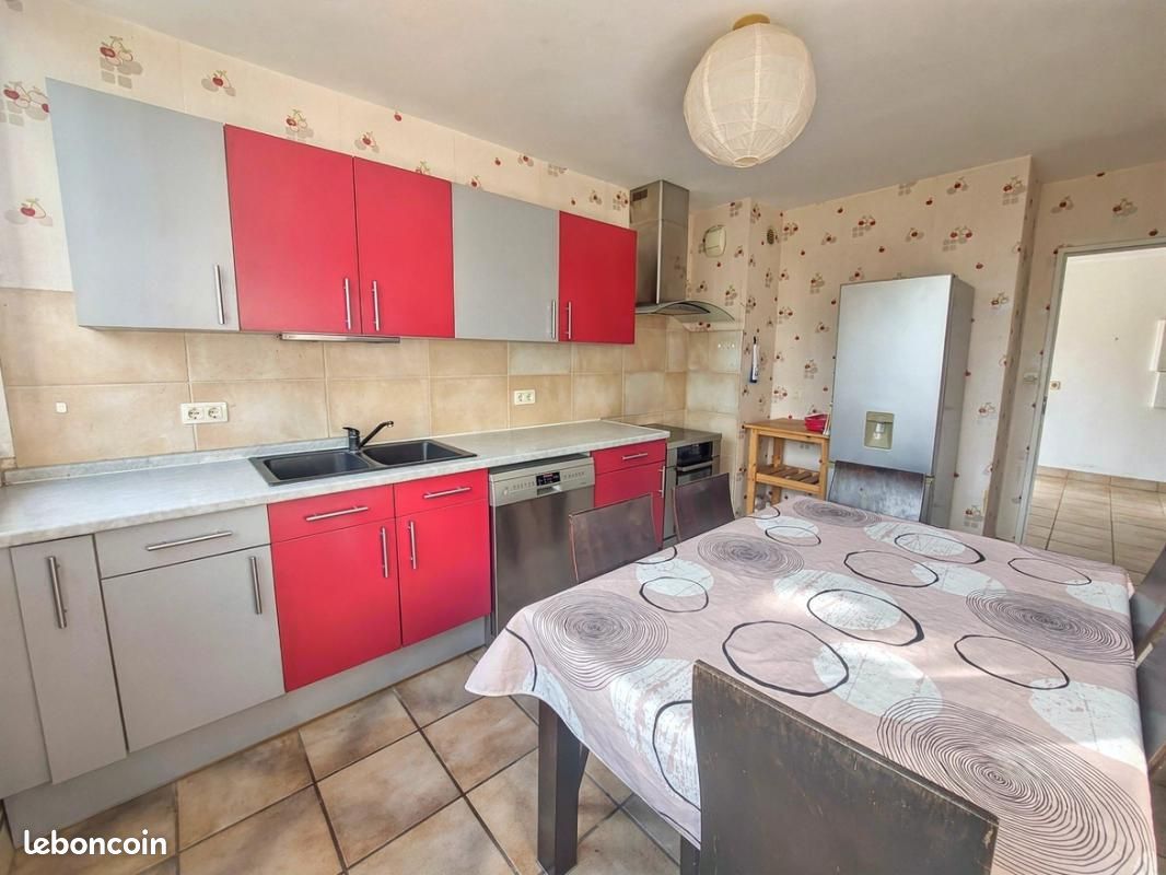Appartement 4 pièces 80 m² · à Limoges · 80 m² · 70 000 €