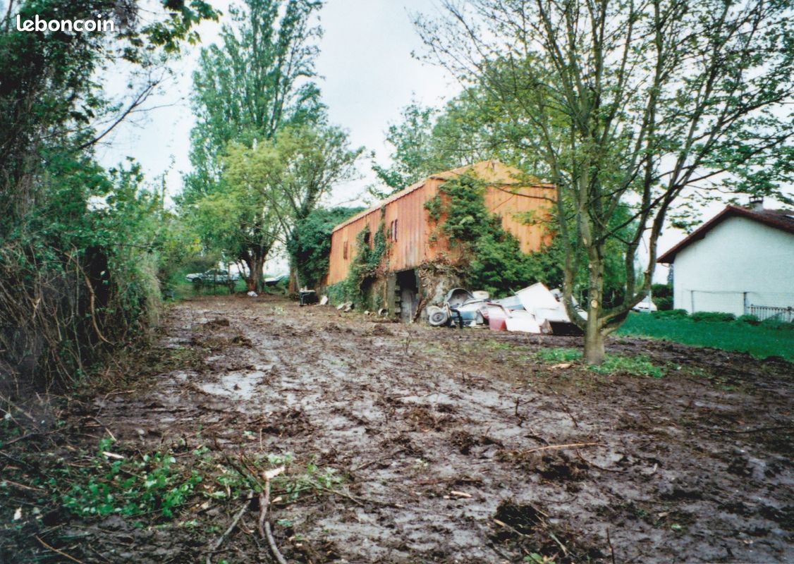 Hangar en Bardage Tôles Acier a Démonter (image 1)