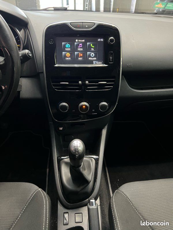 RENAULT CLIO IV 1.5 dCi 75 – Climatisation – Suivi entretien – Distribution à jour (image 4)