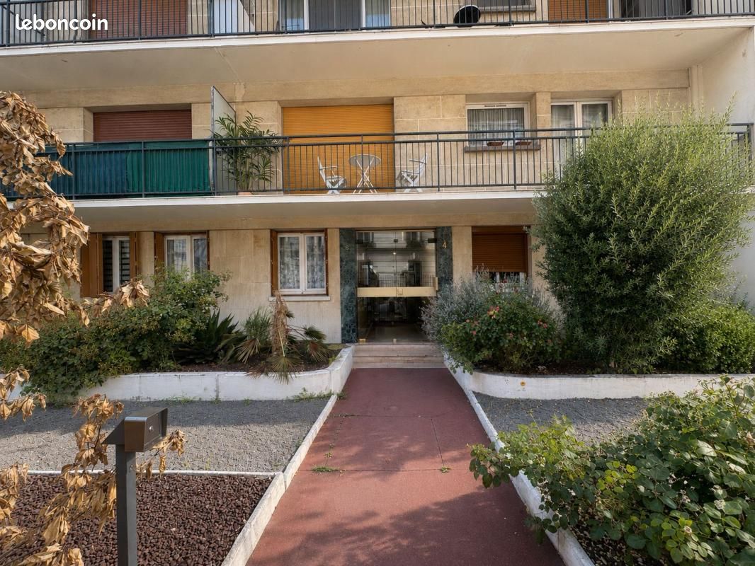 Appartement 1 pièce 17 m² · à Saint-Mandé · 17 m² · 192 000 €