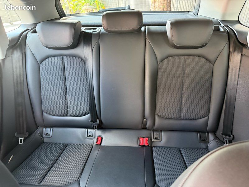 AUDI A3 SPORTBACK 1,4 Tfsi 122cv MULTIMÉDIA (image 11)