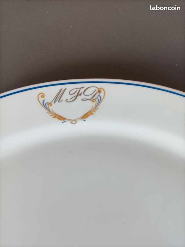 Cafetière - saladier - soupière en porcelaine de Limoges (image 7)