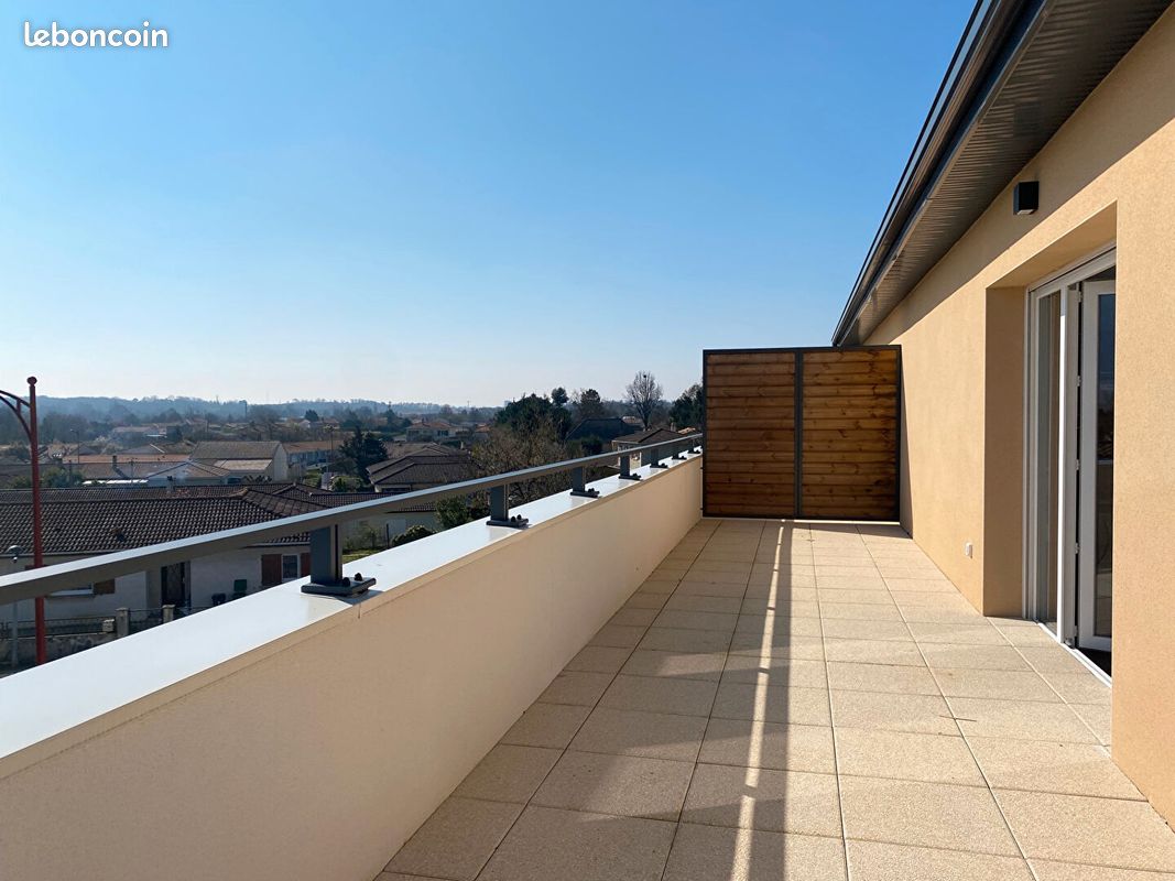 Appartement 2 pièces 43 m² · à Carbon-Blanc · 43 m² · 793 €/mois