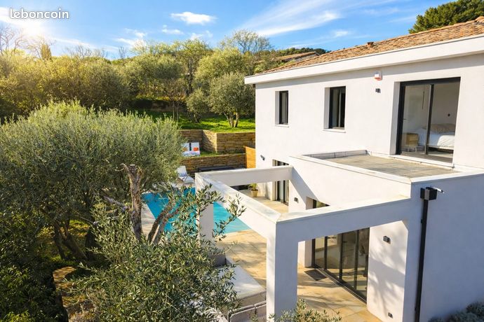 Villa 4 pièces 132 m² — 12