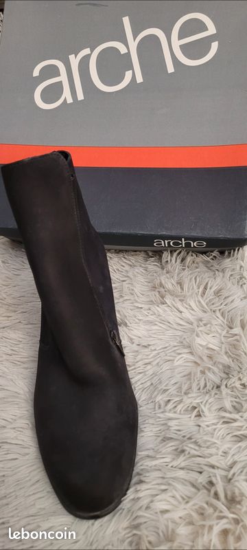 Magnifiques Bottines ou Boots Veau Nubuck Noir ARCHE Pointure 40 Semelle Latex TBE (image 11)