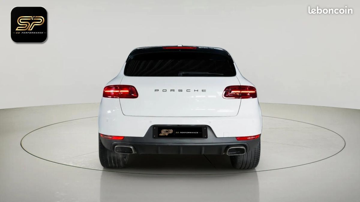 Porsche Macan 2.0 252 ch PDK * Toit Panoramique * Volant Chauffant * Sièges Ventilés * Cuir Noir * Caméra * LED (image 8)