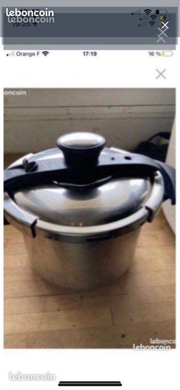 Cocotte SITRAM en bon état manque régulateur de pression (image 1)