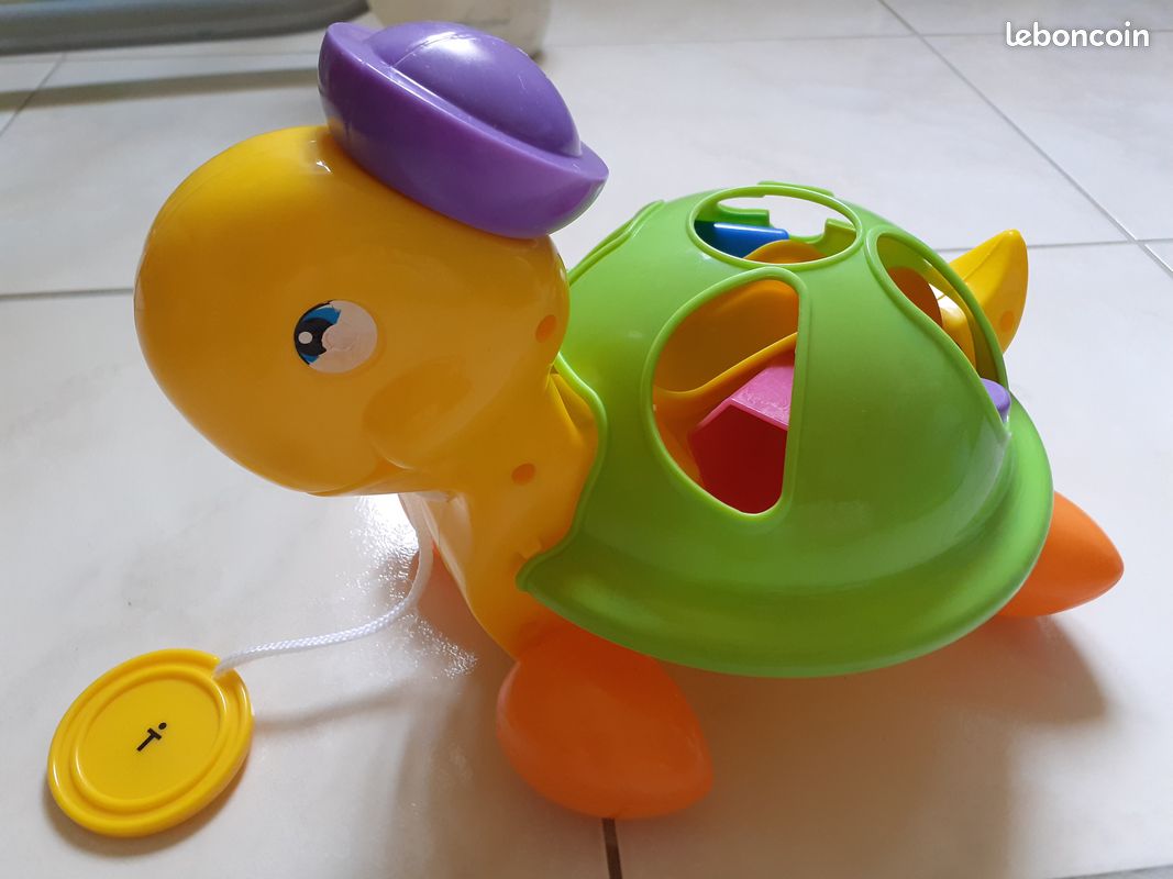 Jeu 1er âge trieur de formes (image 1)