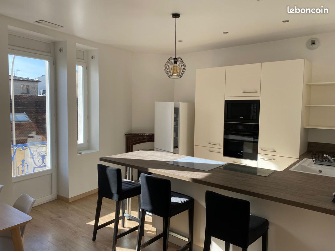 Appartement 3 pièces 86 m² · à Vichy · 86 m² · 975 €/mois